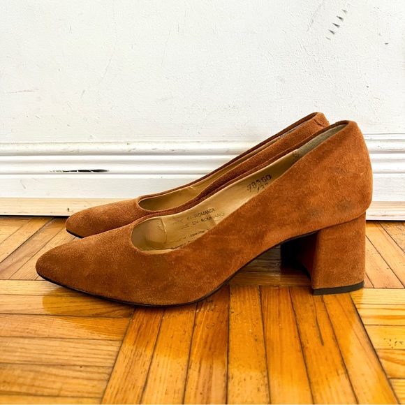 Suede Pointed Toe Heels (EUR37) - Picture 2 of 3